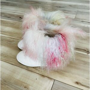 Bear paw  size 8 boot rainbow